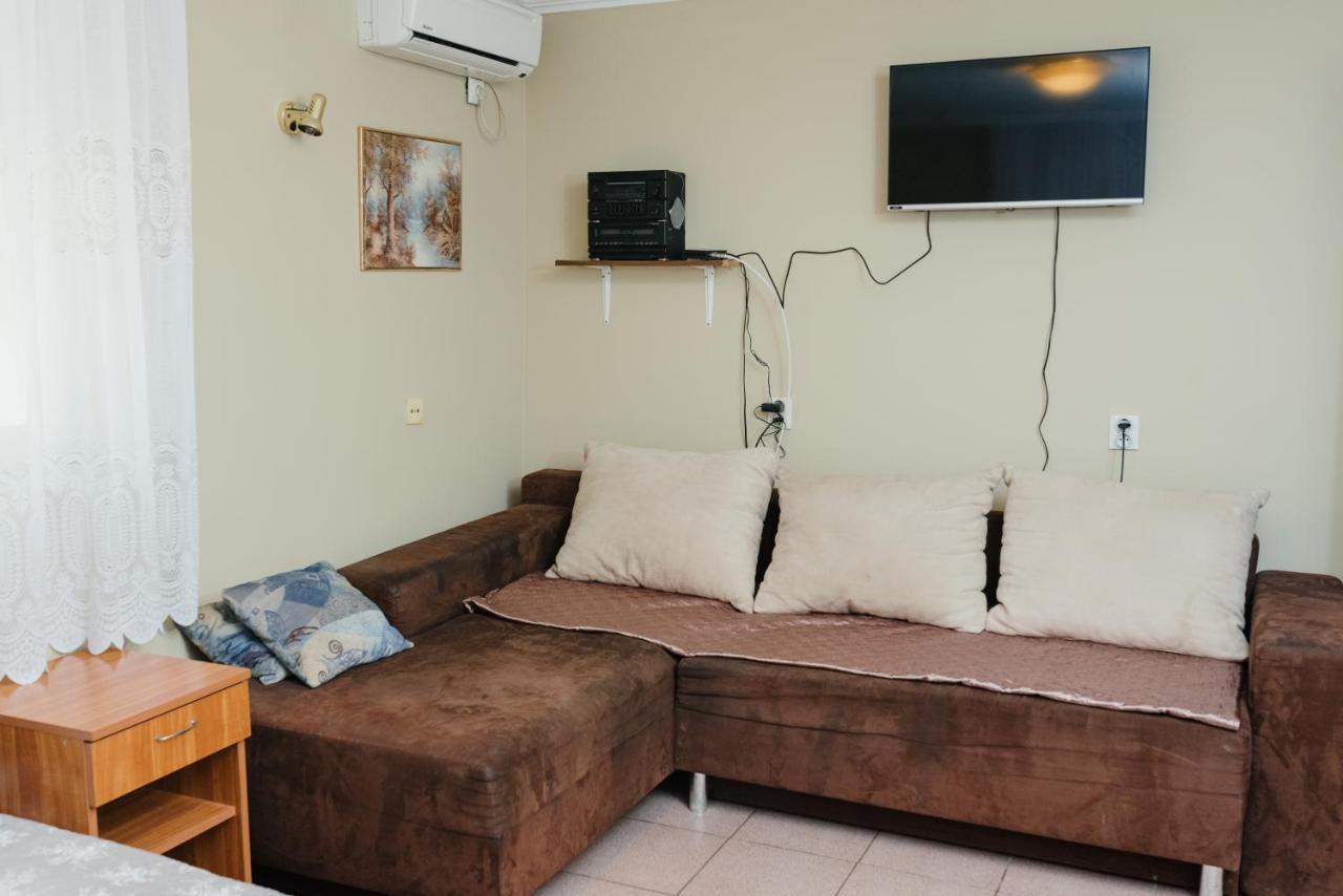Vila Verona Sobe Palic Bagian luar foto
